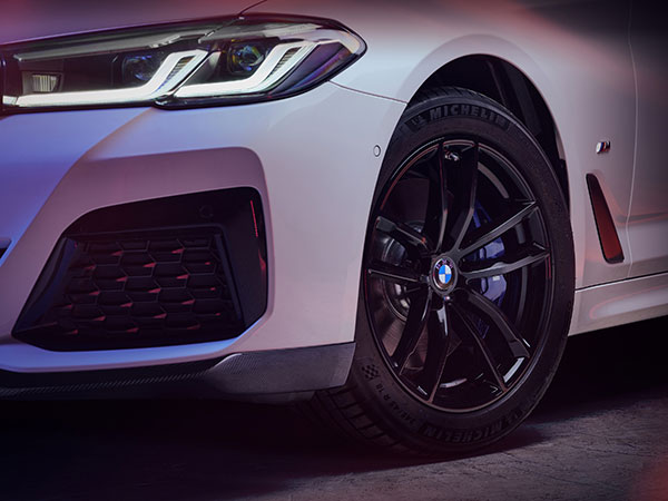 BMW నుంచి మరో కొత్త సెడాన్ వచ్చేసింది.. ధర రూ. 66.30 లక్షలు