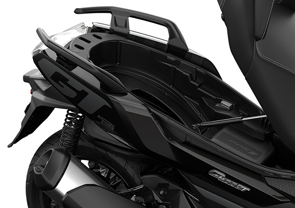 అక్టోబర్ 12న భారత్లో విడుదల కానున్న BMW C400GT మాక్సీ స్కూటర్: పూర్తి వివరాలు