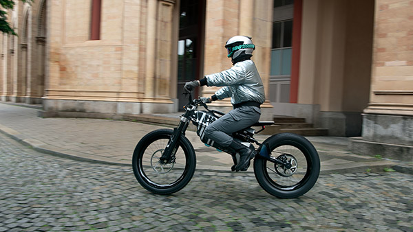 అక్టోబర్ 12న భారత్లో విడుదల కానున్న BMW C400GT మాక్సీ స్కూటర్: పూర్తి వివరాలు
