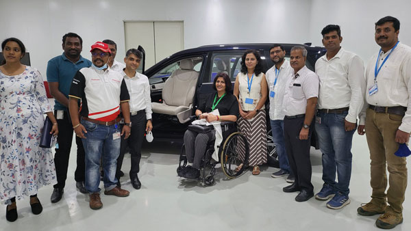 Mahindra XUV700 ఇప్పుడు స్పెషల్ సీటుతో.. ఇది వారికి మాత్రమే