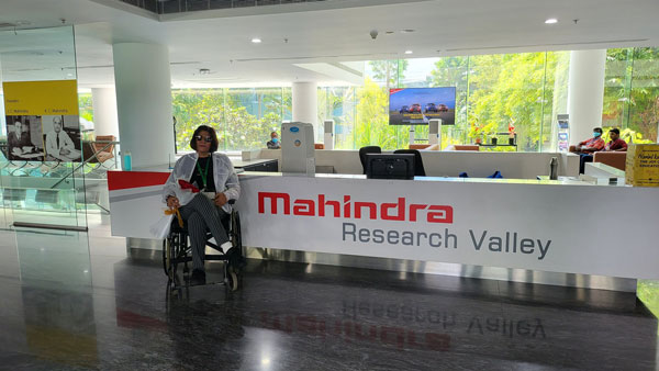 Mahindra XUV700 ఇప్పుడు స్పెషల్ సీటుతో.. ఇది వారికి మాత్రమే