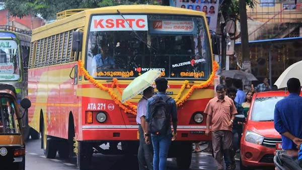 కేరళలో ఇప్పుడు కొత్త రకం టూరిజం.. బోట్ హౌస్ల మాదిరిగా బస్సు హౌస్లు..