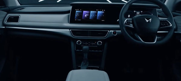 XUV700 డెలివరీల గురించి వెల్లడించిన Mahindra
