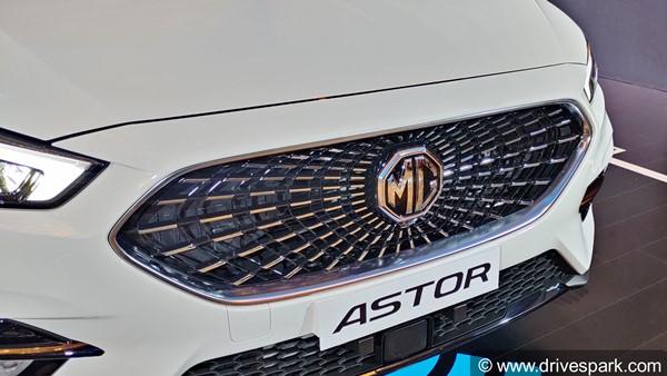MG Astor ఎస్యూవీని కొనడానికి ముందు తెలుసుకోవాల్సిన టాప్ 10 విషయాలు