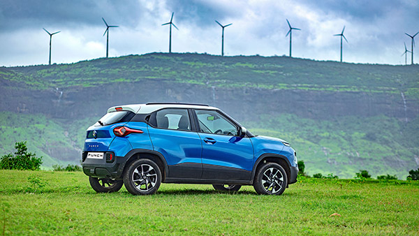 Tata Punch వర్సెస్ Tata Nexon: నెక్సాన్ కన్నా పంచ్ బెస్ట్గా ఉందా?