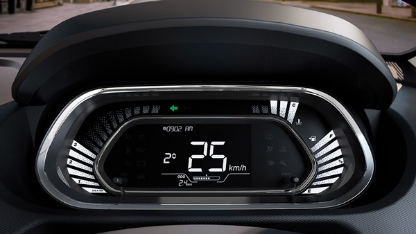 Tata Tiago హ్యాచ్బ్యాక్లో మిస్ అయిన టాప్ ఫీచర్లు.. ఇవి కూడా ఉంటే బాగుండేది..!