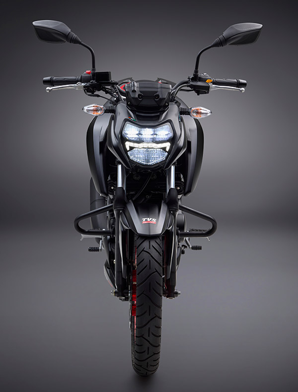 TVS Apache RTR 160 4V బైక్: అప్డేటెడ్ ఫీచర్స్ & పర్ఫామెన్స్