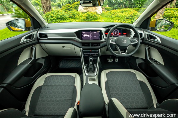 కేవలం ఒక్క నెలలో 18,000 యూనిట్లు దాటిన Volkswagen Taigun బుకింగ్స్: మార్కెట్లో దీనికెందుకింత క్రేజ్