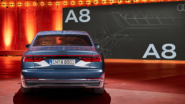 Audi A8 Facelift: ఇప్పుడు సూపర్ డిజైన్ & సూపర్ ఫీచర్స్