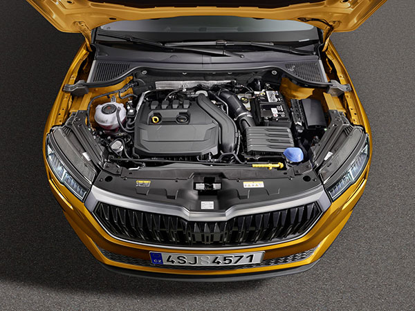 Skoda Karoq ఫేస్లిఫ్ట్ ఆవిష్కరణ: డిజైన్, ఫీచర్స్ & పుల్ డీటైల్స్