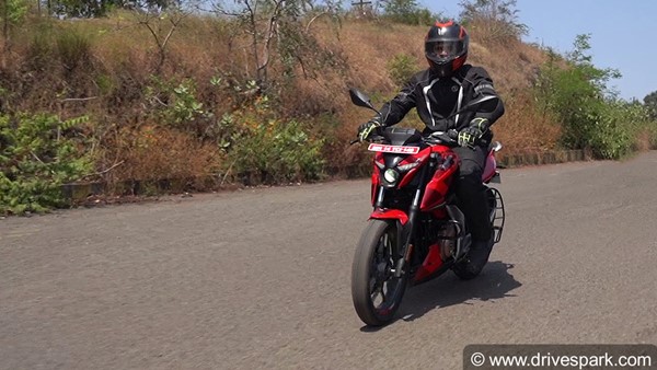 సరికొత్త Bajaj Pulsar N250 రివ్యూ.. ఫీచర్స్, పర్ఫామెన్స్ & పూర్తి వివరాలు