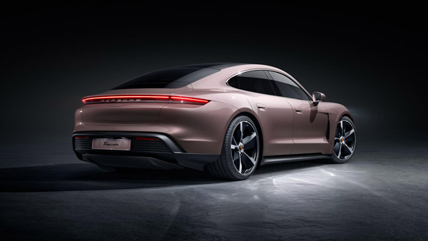 భారత్లో విడుదలైన కొత్త Porsche Taycan : ధర రూ. 1.50 కోట్లు