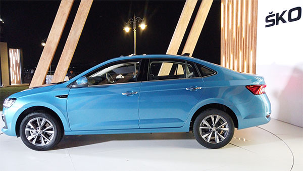 Skoda Slavia ఫస్ట్ లుక్ వీడియో Skoda Slavia ఫస్ట్ లుక్ వీడియో