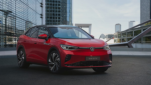 Volkswagen ID5 ఎలక్ట్రిక్ కూప్ ఎస్యూవీ ఆవిష్కరణ; పూర్తి చార్జ్ పై 520 కిలోమీటర్ల రేంజ్