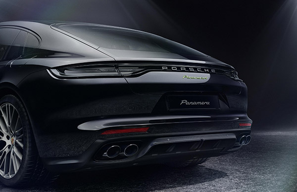 Porsche Panamera Platinum Edition ఇప్పుడు భారత్లో; కూడా త్వరపడండి.. ధర & వివరాలు ఇక్కడ చూడండి