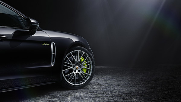 Porsche Panamera Platinum Edition ఇప్పుడు భారత్లో; కూడా త్వరపడండి.. ధర & వివరాలు ఇక్కడ చూడండి
