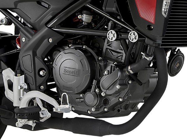 భారత్లో Benelli TRK 251 బైక్ కోసం బుకింగ్స్ ప్రారంభం; కేవలం రూ. 6,000 లకే..