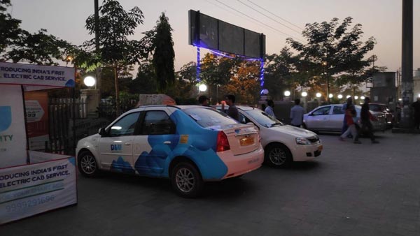 మారుతి సుజుకి నుండి 10,000 యూనిట్ల WagonR ఎలక్ట్రిక్ కార్లు కొంటాం.. కానీ ఒక్క షరతు: BluSmart