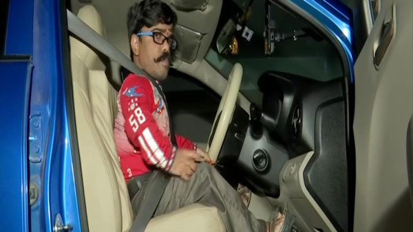 డ్రైవింగ్ లైసెన్స్ పొందిన భారతదేశపు మొదటి మరగుజ్జు మనిషి, ఇతడే