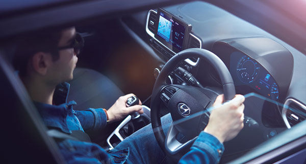 2,50,000 మందికి పైగా కస్టమర్లకు చేరువైన Hyundai Venue కాంపాక్ట్ ఎస్యూవీ