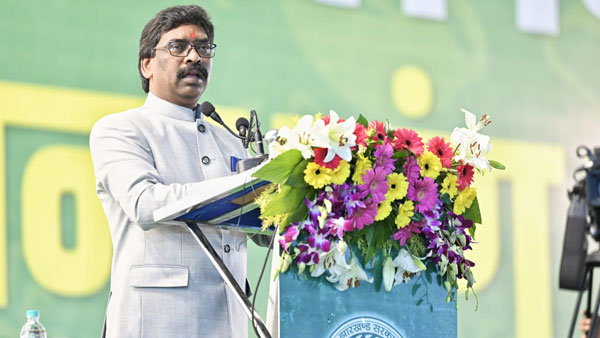 అక్కడి ప్రజలకు గుడ్ న్యూస్.. లీటరు పెట్రోల్పై రూ. 25 తగ్గింపు.. ఎక్కడో తెలుసా..?