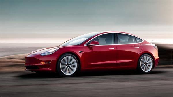 Tesla నుండి ఒకటి కాదు మొత్తం నాలుగు ఎలక్ట్రిక్ కార్లు వస్తున్నాయ్.. కేంద్రం గ్రీన్ సిగ్నల్..!!