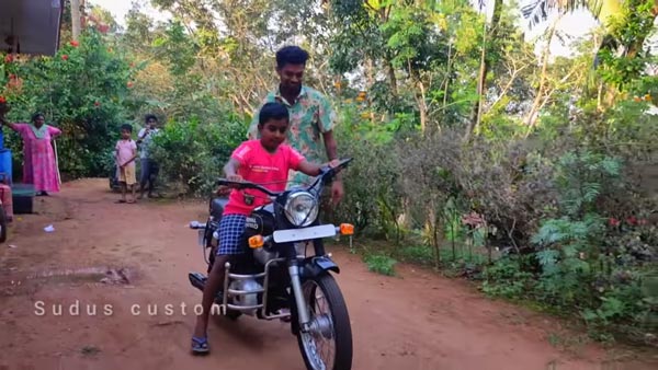 రాయల్ ఎన్ఫీల్డ్ బైక్గా మారిన TVS XL100.. మీరూ చూడండి