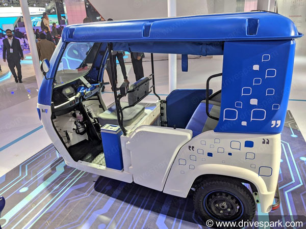 Mahindra Treo డ్రైవ్ చేసి ఆనంద్ మహీంద్రాకు సూచనలు అందించిన Zoho సీఈఓ.. ఏం చెప్పారంటే?