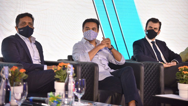గోల్డెన్ ఛాన్స్: హైదరాబాద్లో 'Formula E' కార్ రేసింగ్.. కుదిరిన ఒప్పందం