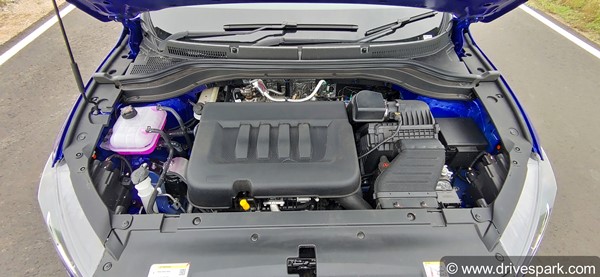Mahindra XUV700 కొత్త ధరల జాబితా: పూర్తి వివరాలు