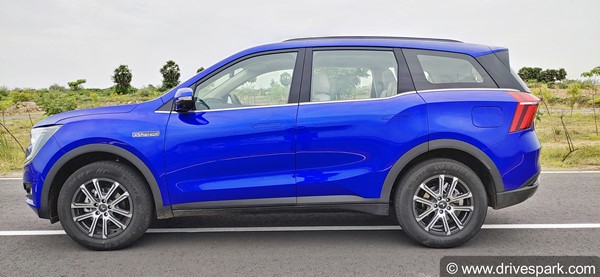 Mahindra XUV700 కొత్త ధరల జాబితా: పూర్తి వివరాలు