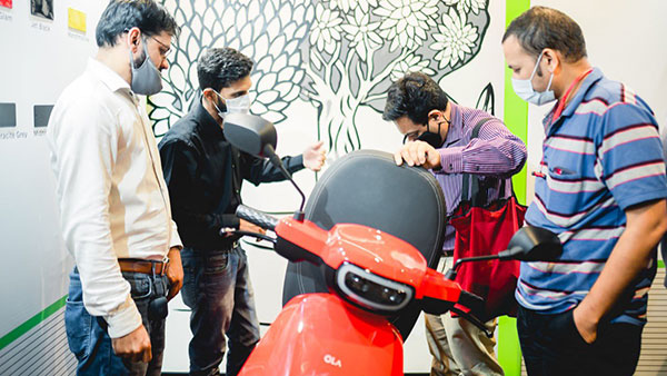 అప్పుడే బయటికొచ్చిన Ola Electric 2021 డిసెంబర్ సేల్స్ రిపోర్ట్.. అమ్మకాలు ఎలా ఉన్నాయంటే?