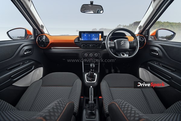 సిట్రోయెన్ సి3 (Citroen C3) కారులో ఆటోమేటిక్ గేర్బాక్స్ ఆప్షన్.. లాంచ్ ఎప్పుడంటే..