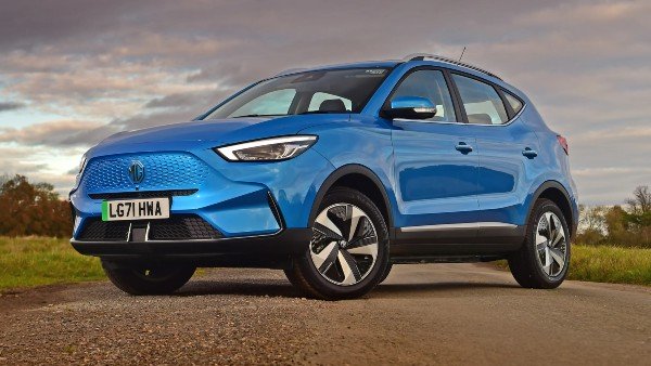 ఎమ్జి జెడ్ఎస్ ఈవీ ఎక్సైట్ (MG ZS EV Excite) విడుదల.. ఇప్పుడు డ్యూయెల్ టోన్ ఇంటీరియర్తో..
