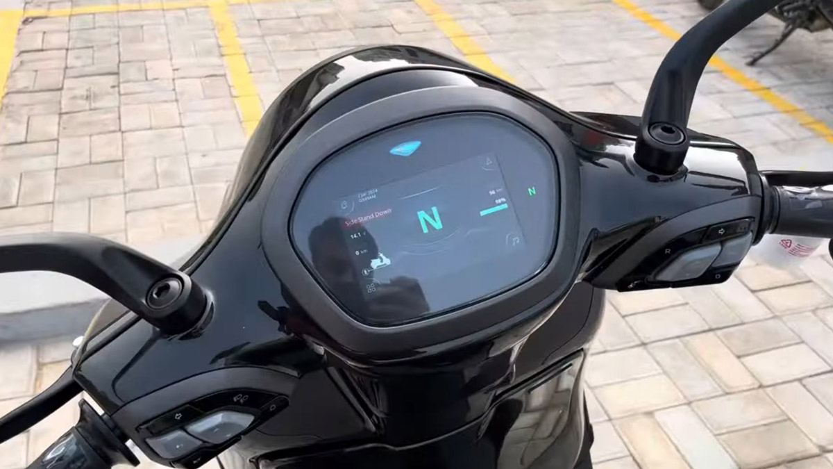 bajaj chetak electric scooter showroom near me